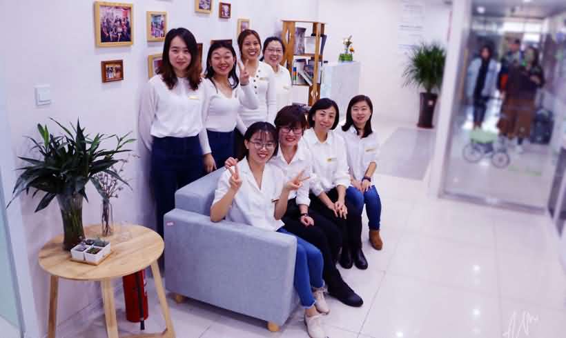 d2_t-Xmandarin-teaching-team-photo